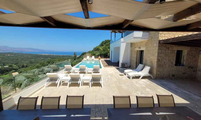 Kontomari Villa | Exclusive Villa with Breathtaking Mountain and Ocean Views