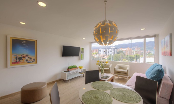 Usaquen Apartment | Pet-Friendly Retreat in Unicentro with Top Amenities