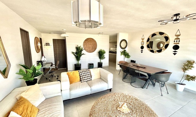 Diamante Apartment | Exclusive Oceanfront Retreat in Playa de Acapulco, Mexico