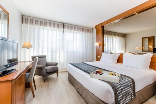 Cerdanyola del Valles Hotel | Discover Comfort at Exe Campus: 4-Star Family-Friendly Stay