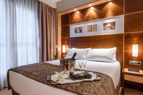 Leon Hotel | Exe León: Exceptional 4-Star Hotel with Family-Friendly Amenities