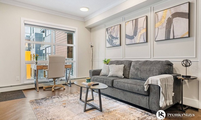 Currie Barracks Condo | Executive 2BR Suite near MRU & Downtown/w Parking