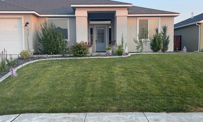 West Richland House | Premier 3-Bedroom Suite with Office & Inclusive Breakfast