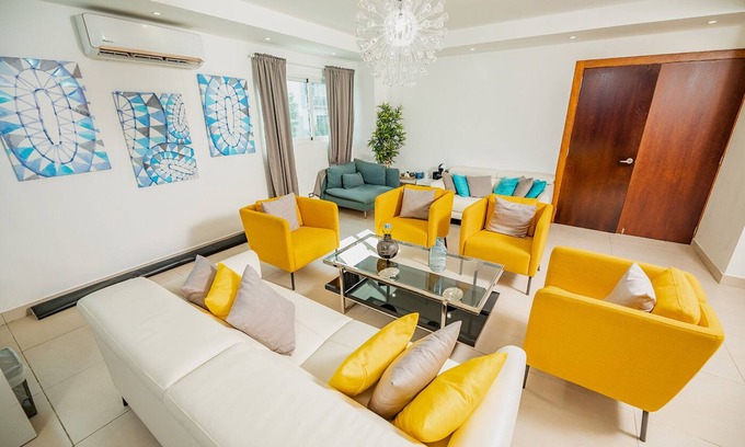Lope De Vega Apartment | Premium Executive Deluxe Apartment with Spa and Pool Access