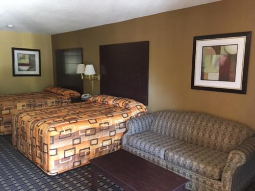 Longview Hotel | Convenient Executive Inn & Suites in Longview for Families
