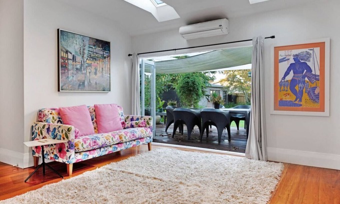 Birkenhead House | Executive Retreat minutes to Takapuna and CBD