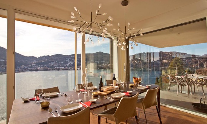 Como Apartment | Upscale Executive Penthouse Como Condo - Guest Rated 10/10
