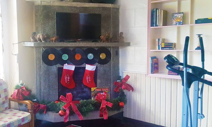 Baguio Apartment | Executive Wide Living Room Apartment - Family-Friendly Stay