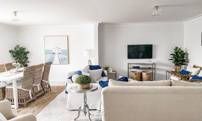 Terrigal Villa | Exhale Terrigal: Stylish Retreat Just 150M from the Beach