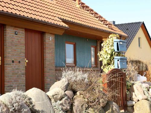 Borgerende House | Cozy FH Aquamarin with Fireplace, Steps from the Beach