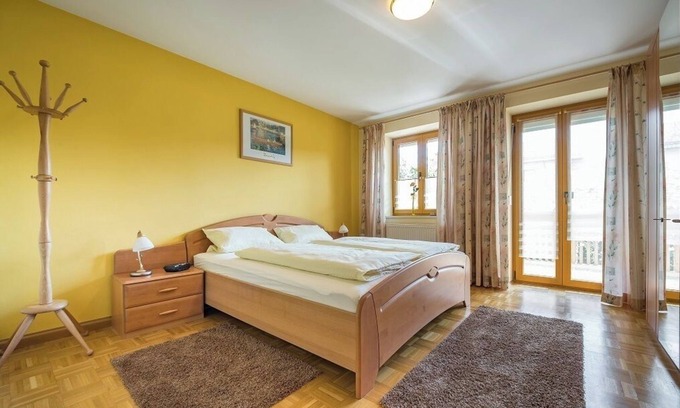 Oberndorf Apartment | Exclusive Non-Smoking Apartment in Tranquil Setting