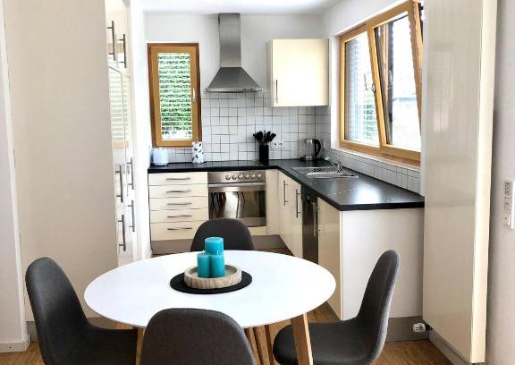 Pfullingen Apartment | Quiet Retreat with Terrace - Guest Rated 9.5/10