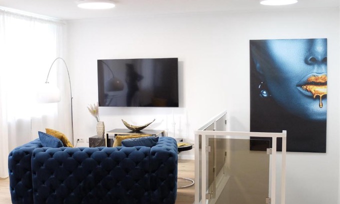 Golzheim Apartment | Exclusive 104 m² Apartment by the Rhine - Rated 9/10