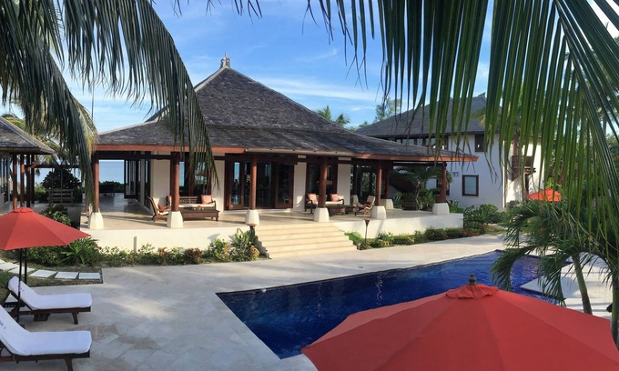 Savannah Sound House | Exclusive Beachfront Getaway on Windermere Island, Eleuthera