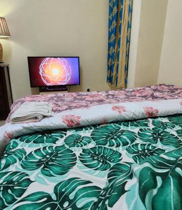 Al Wahdah House | Discover Exotic Land: A Budget-Friendly Getaway