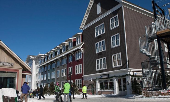 Snowshoe Hotel | Highly Rated Expedition Station - Ideal for Families & Accessibility