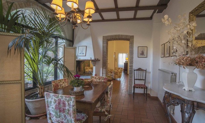 Proceno Apartment | Unforgettable Castle Getaway with Breathtaking Views