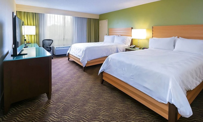 San Jose Hotel | Discover Unique Hospitality with Pool and Pet-Friendly Units