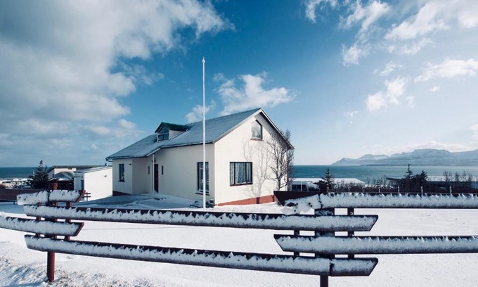 Olafsvik Villa | Discover Beautiful Iceland: Top Amenities & 9/10 Guest Rating