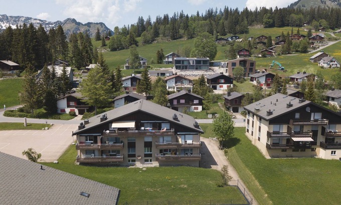Mitloedi Apartment | Charming 1-Bedroom Flat with Kitchen & Pet-Friendly Amenities