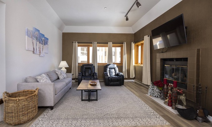 Purgatory Condo | Cozy Village Center 306 with Pool & Spa at Purgatory Resort