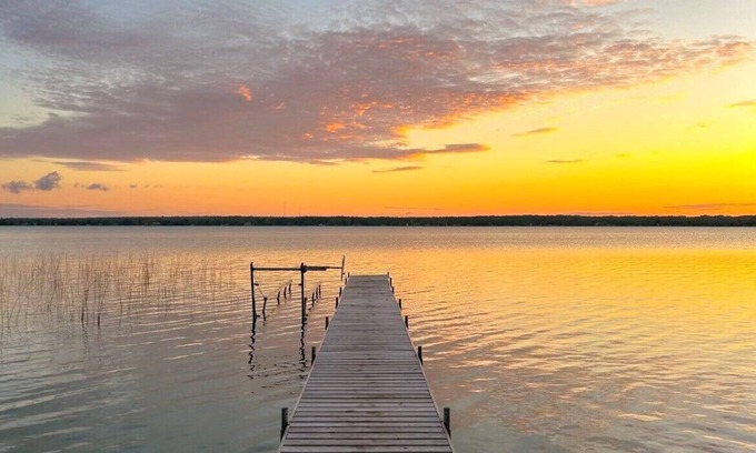 Alpena House | Indulge in Lakeside Elegance: Your Dream Retreat Awaits
