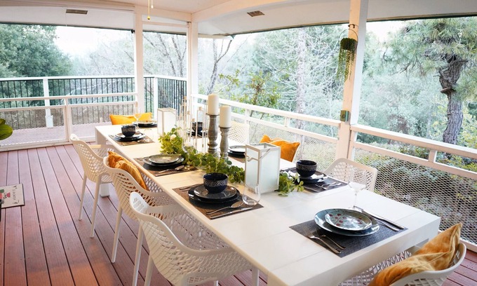 Oakhurst Villa | Pet-Friendly Retreat with Private Dog Park Near Yosemite