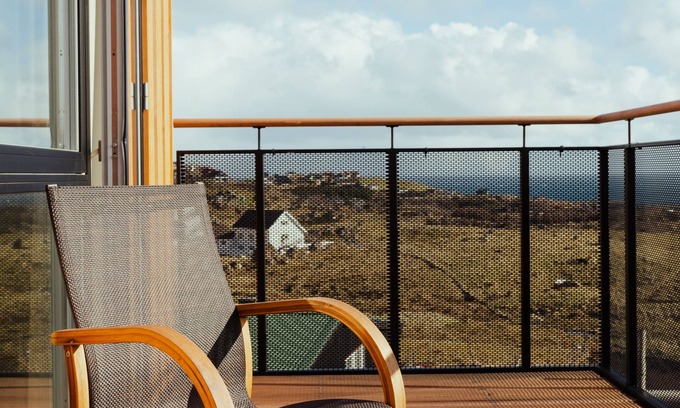 Torshavn Apartment | Indulge in Scenic Views at Our 4-Star Hotel Retreat