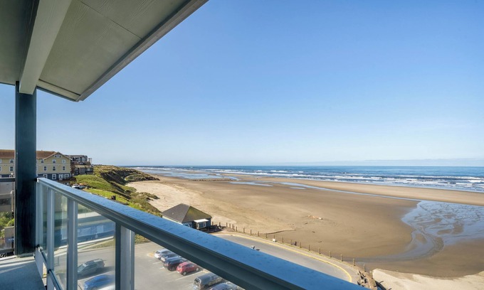 Eddyville Condo | Experience Nature's Spectacle from the Front Row!