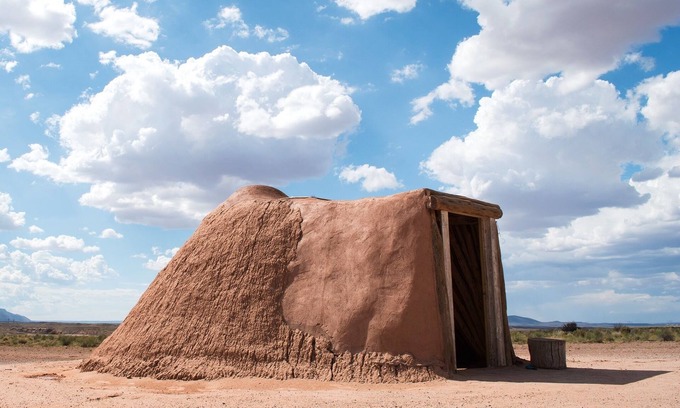Cameron Bed & Breakfast | Discover a Traditional Navajo Hogan Near Grand Canyon