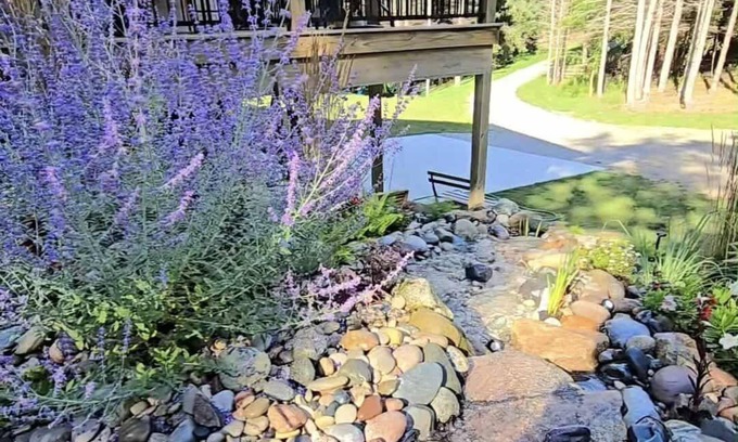Frankfort House | Explore Pine Ridge Retreat: Pet-Friendly Getaway Near Lake