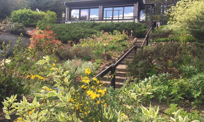 Goyatz House | Unwind in Nature at the Romantic Ulla Holiday Home