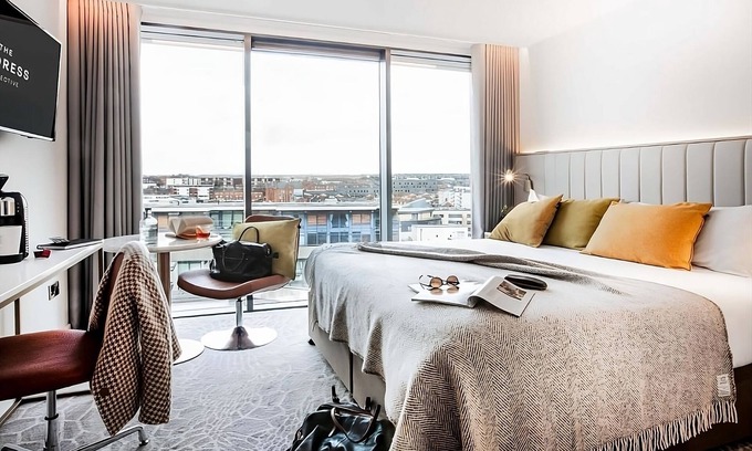 City Centre Dublin Hotel | Indulge in Relaxing Moments Near Phoenix Park