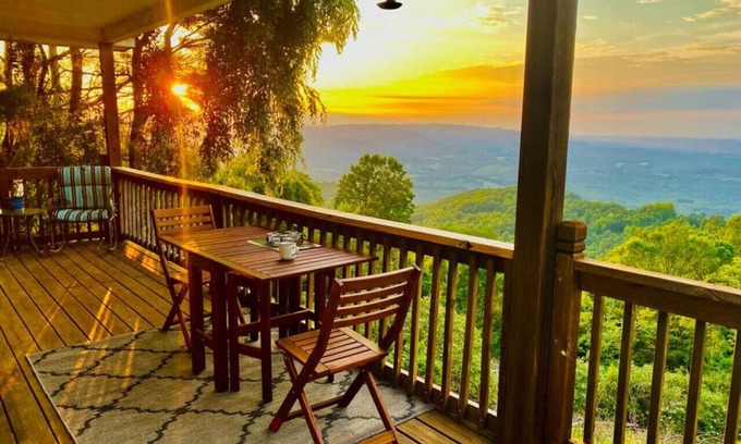 Fancy Gap Cabin | Unforgettable Views & Pet-Friendly Comfort at Cloud 9