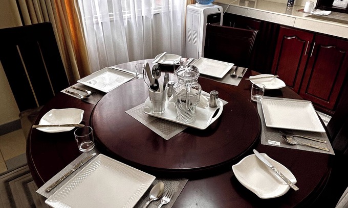 Syokimau Bed & Breakfast | Experience the perfect blend of comfort and convenience at Axis Guest House.
