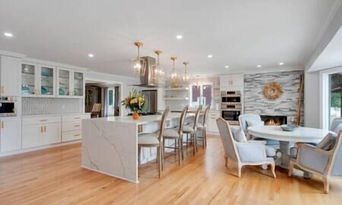 Chesapeake House | Discover Cavalier Manor: Poolside Oasis with Scenic Views