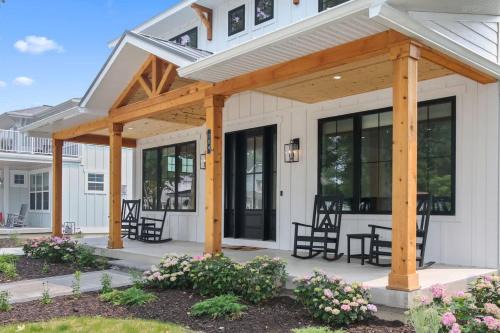 South Haven House | Experience a Family-Friendly Getaway at Our 4-Star Hotel