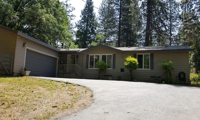 West Point House | Discover Amador and Calaveras County with Ocean Views