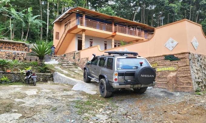 Pamijahan Hotel | Budget-Friendly Villa Bidadari with Pool for Families