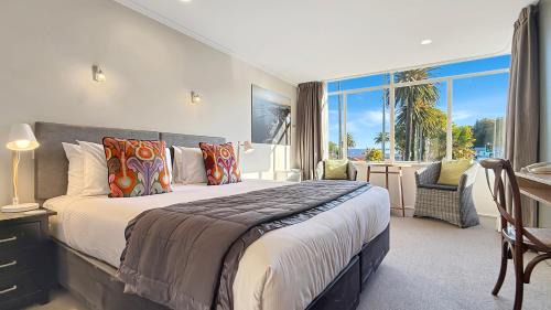 Napier Hotel | Explore Expressotel: Family-Friendly 4-Star Getaway