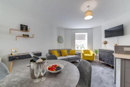 Sheffield Apartment | Cozy 1st Floor Apartment - Perfect for Families