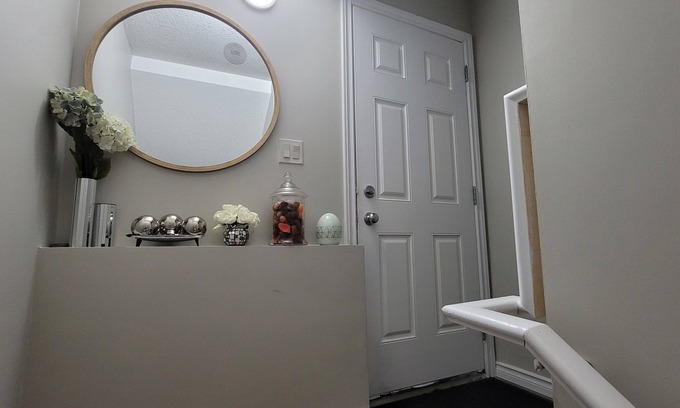 Southwest Edmonton House | Charming 2 Bedroom Suite with Lake View, Near Airport