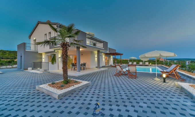 Debeljak Villa | Elegant 4 BD Villa with Heated Pool Near Zadar, Rated 10/10