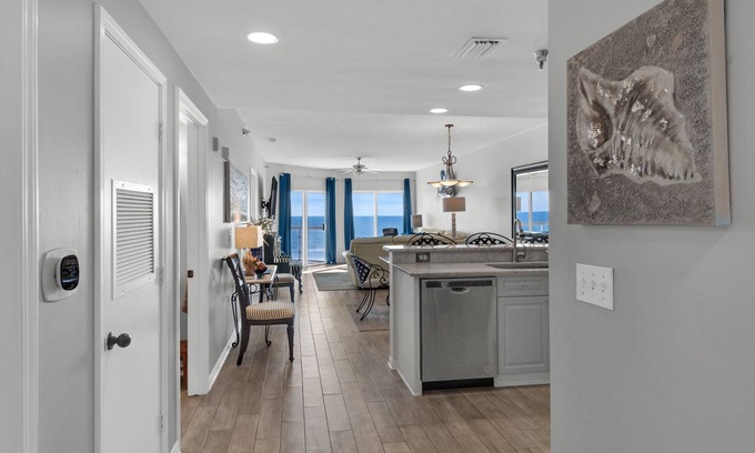 Pensacola Beach Condo | Book Your 2024 Retreat: Ocean View with Spa & Pool Access