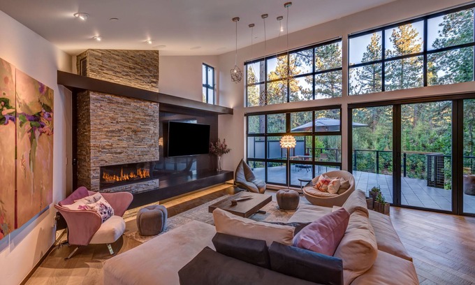 Incline Village Condo | Premier 4-Bedroom Condo with Pool and Ocean View
