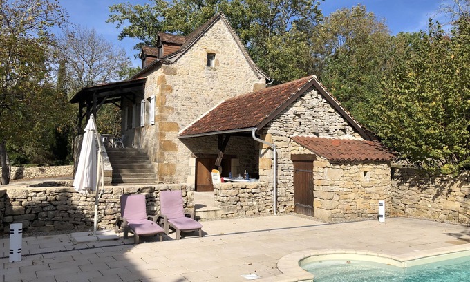 Camboulit House | Secluded Cottage with Private Pool and Scenic Terraces