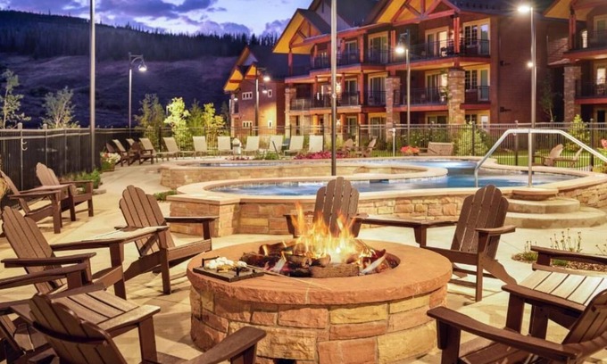 The Highlands House | Elegant Ski Resort Oasis with Pool & Family-Friendly Amenities