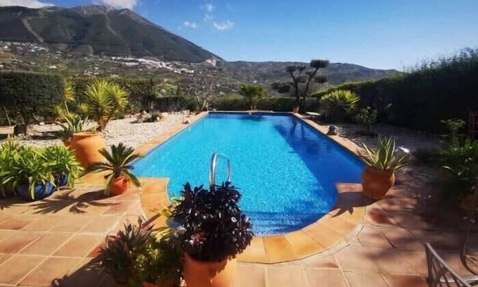 Vinuela Villa | Beautiful Villa in Viñuela with Oceanfront Views & Pool