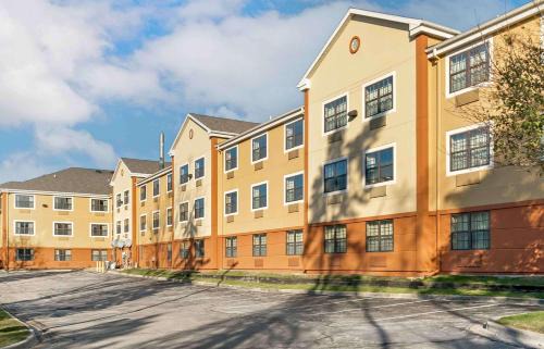 Farmington Hills Hotel | Convenient Extended Stay America Suites in Farmington Hills