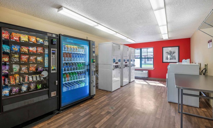 Merrillville Hotel | Convenient Extended Stay America Suites in Merrillville